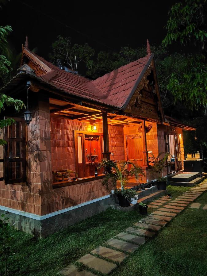 Hostal Little Chembaka Kumarakom Exterior foto